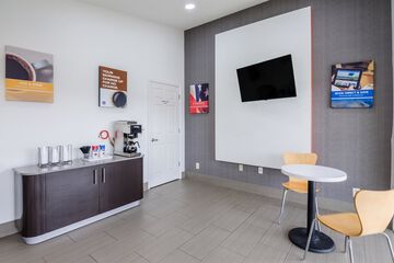 Hotel Interior 13 of 43