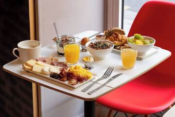 Breakfast meal