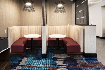 Business Center 118 of 118