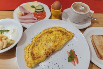 Breakfast buffet