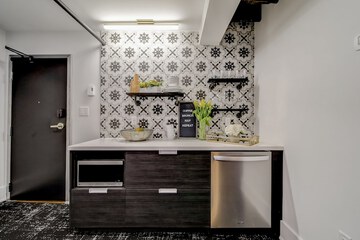 Private kitchenette