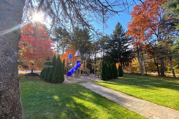 Children's play area - outdoor