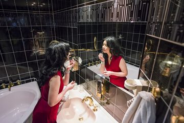 Bathroom amenities