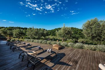 Sundeck