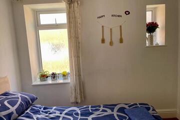 Photo 33