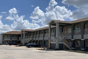 Texan Inn and Suites Tilden