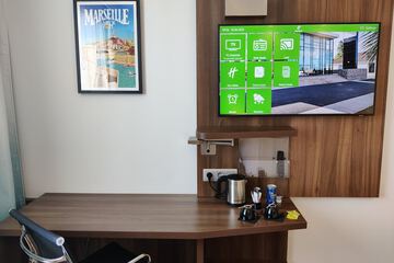 Room amenity