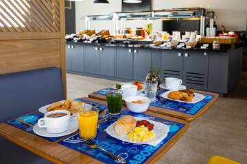 Breakfast meal