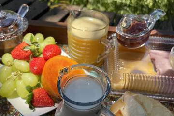 Breakfast meal