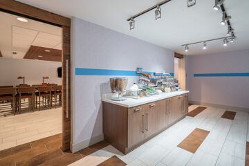 Breakfast/Coffee Service 49 of 56