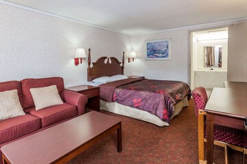 Room 6 of 14