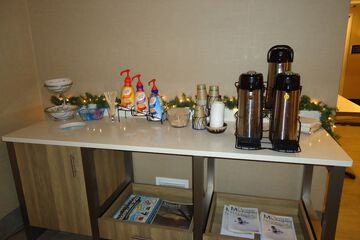 Breakfast/Coffee Service 42 of 55