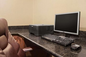 Business Center 16 of 16