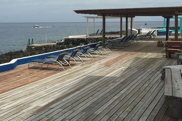 Dock