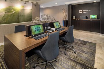 Business Center 23 of 23