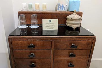 Bathroom amenities