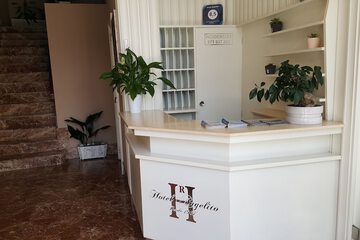 Reception hall