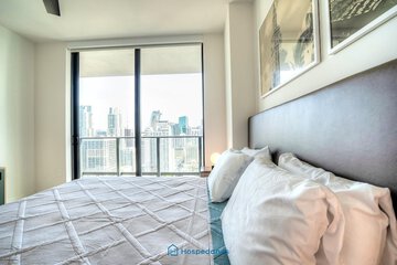 Room 15 of 38