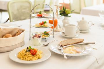 Breakfast meal