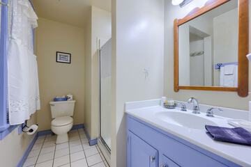 Room 20 of 33