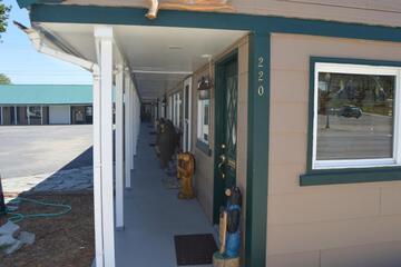 Photo 12