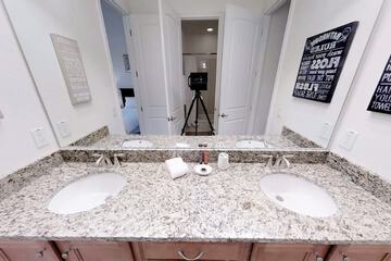 Bathroom sink