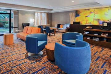 Hotel Interior 15 of 38