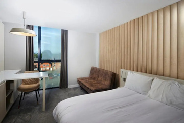 guest_rooms