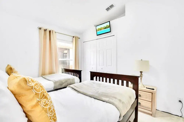 guest_rooms