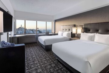 Room 51 of 103
