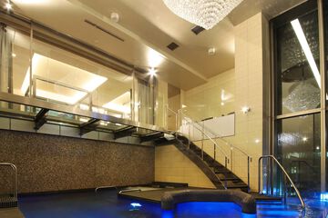 Private pool