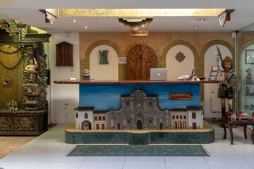 Concierge desk