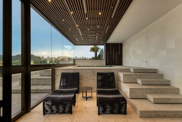 Jetted tub