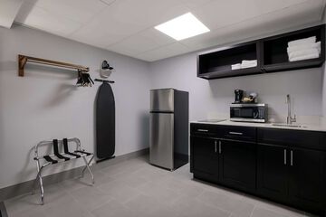 Private kitchenette