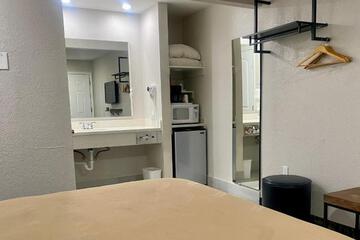 Photo 25