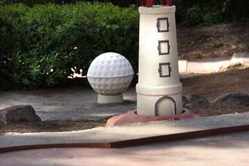 Mini-golf