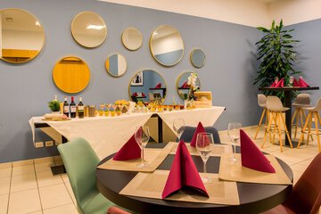Banquet hall