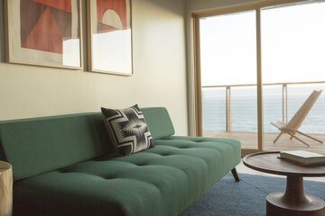 Beach/ocean view