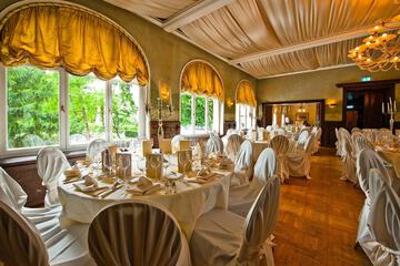 Indoor wedding