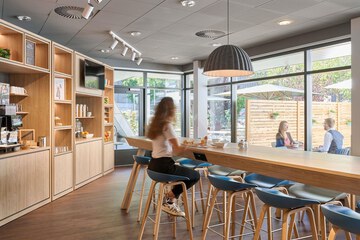 Breakfast area