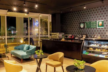 Coffee shop
