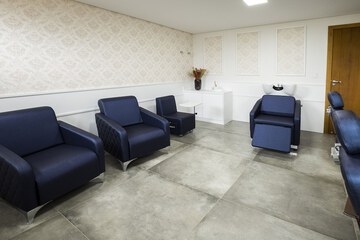 Hair salon