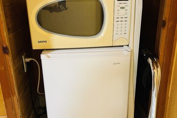 Mini-refrigerator