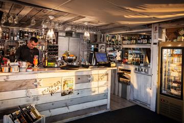 Beach bar