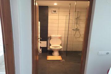 Photo 38