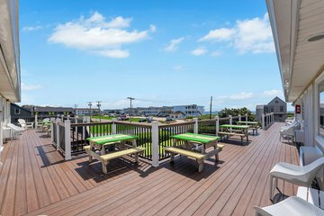 Sundeck