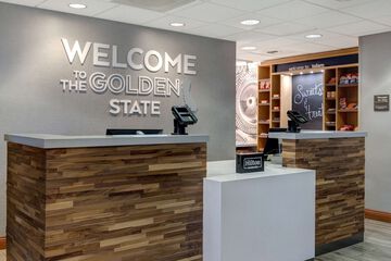 Check-in/check-out kiosk