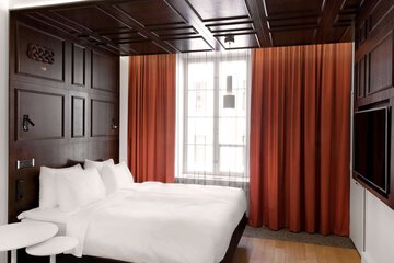 In-room business center