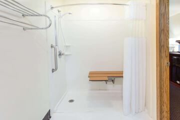 Room 5 of 23