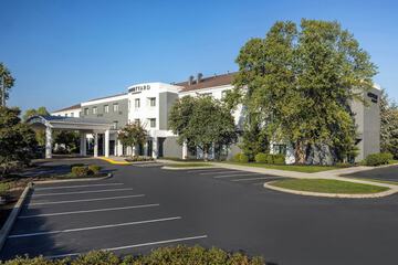 Courtyard by Marriott Harrisburg West / Mechanicsburg